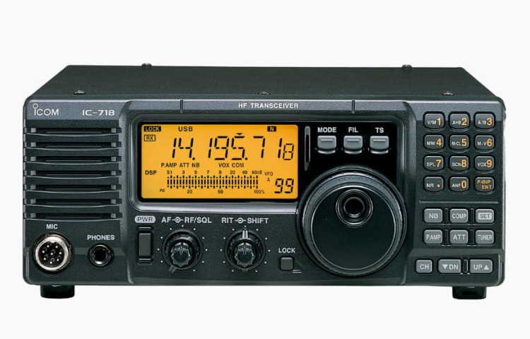 Icom _IC-718_nowy.jpg