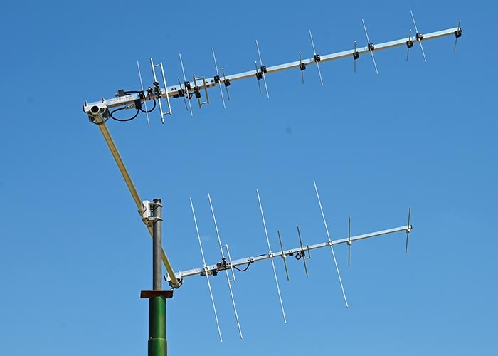 LEO-Kit-Pack-2meter-70cm-CROSS-Yagis-For-Ham-Radio-Satellites-LEO.jpg